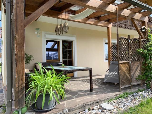 Haus Schmidl Apartment Kotschach-Mauthen Ngoại thất bức ảnh